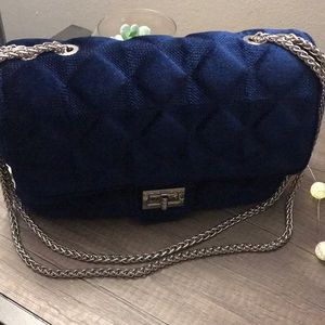 Gorgeous Blue Velvet Quilted Hangbag